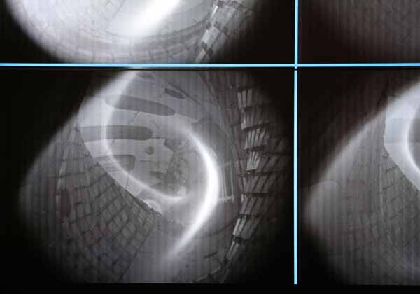 Ghostly 'Lightning' Waves Discovered Inside a Fusion Reactor