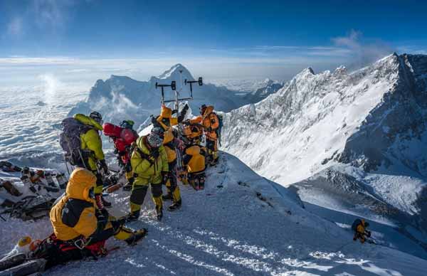 Gunung Everest stasiun cuaca tertinggi Mei 2019