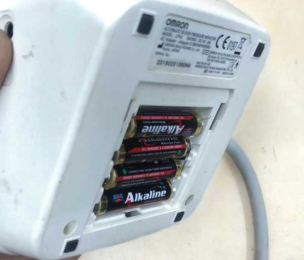 Menganti baterai AAA 4 baterai jadi satu baterai lithium